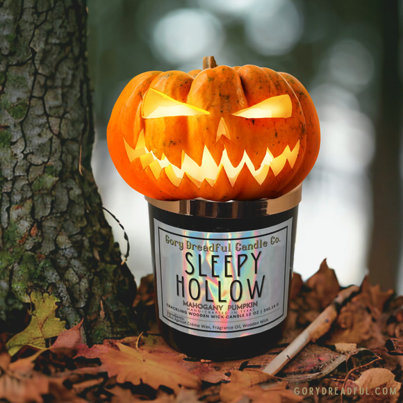 Sleepy Hollow Crackling Wooden Wick Candle: Mahogany Pumpkin Scent - Picture 4 of 10